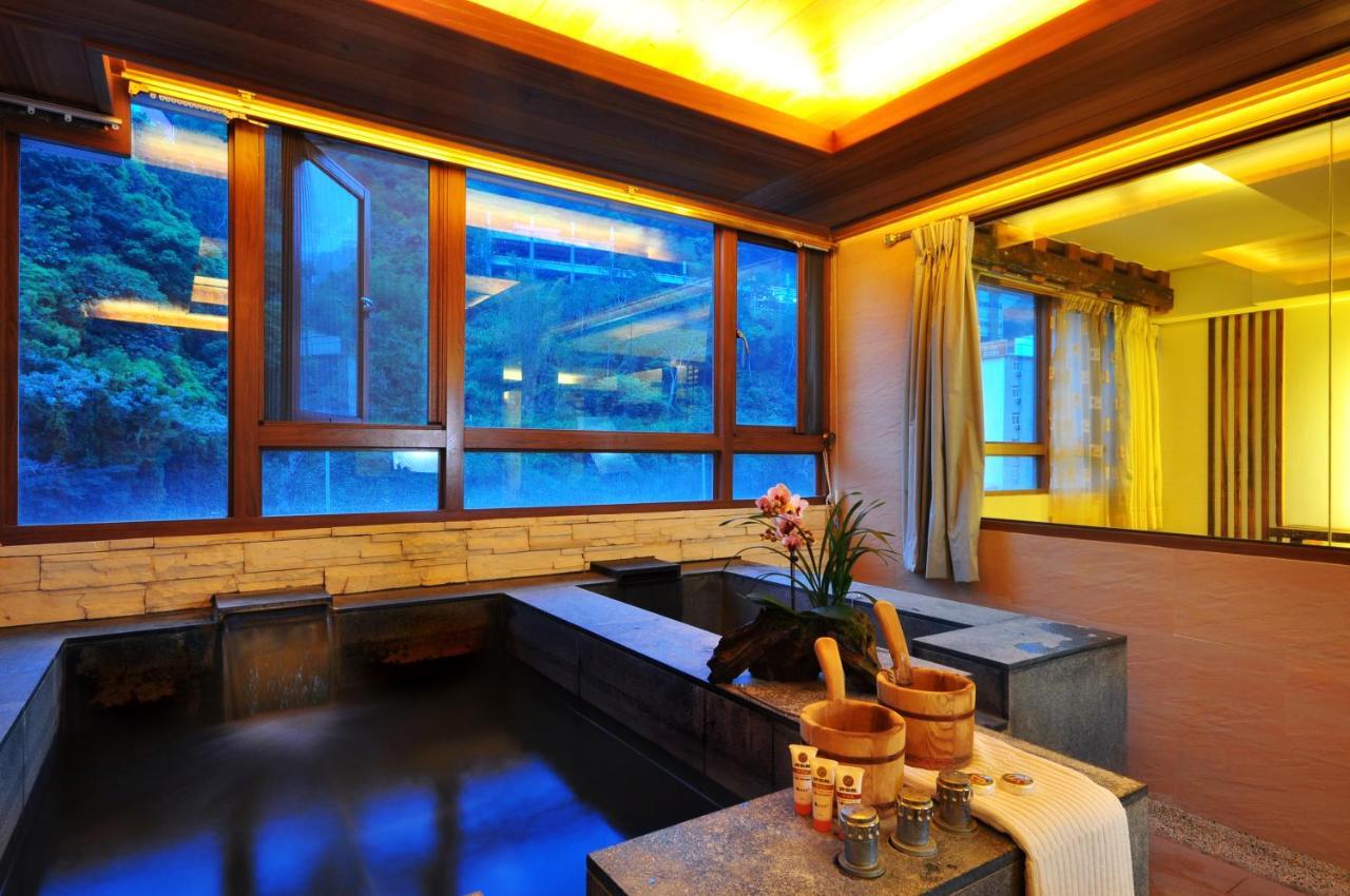 Chief Villa Hot Spring Resort Ren'ai Esterno foto